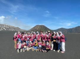 PIKNIK BARENG PKK PAMONG KALURAHAN PURWODADI